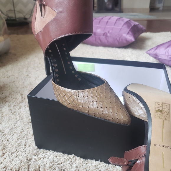 Dolce Vita heels - Picture 4 of 5